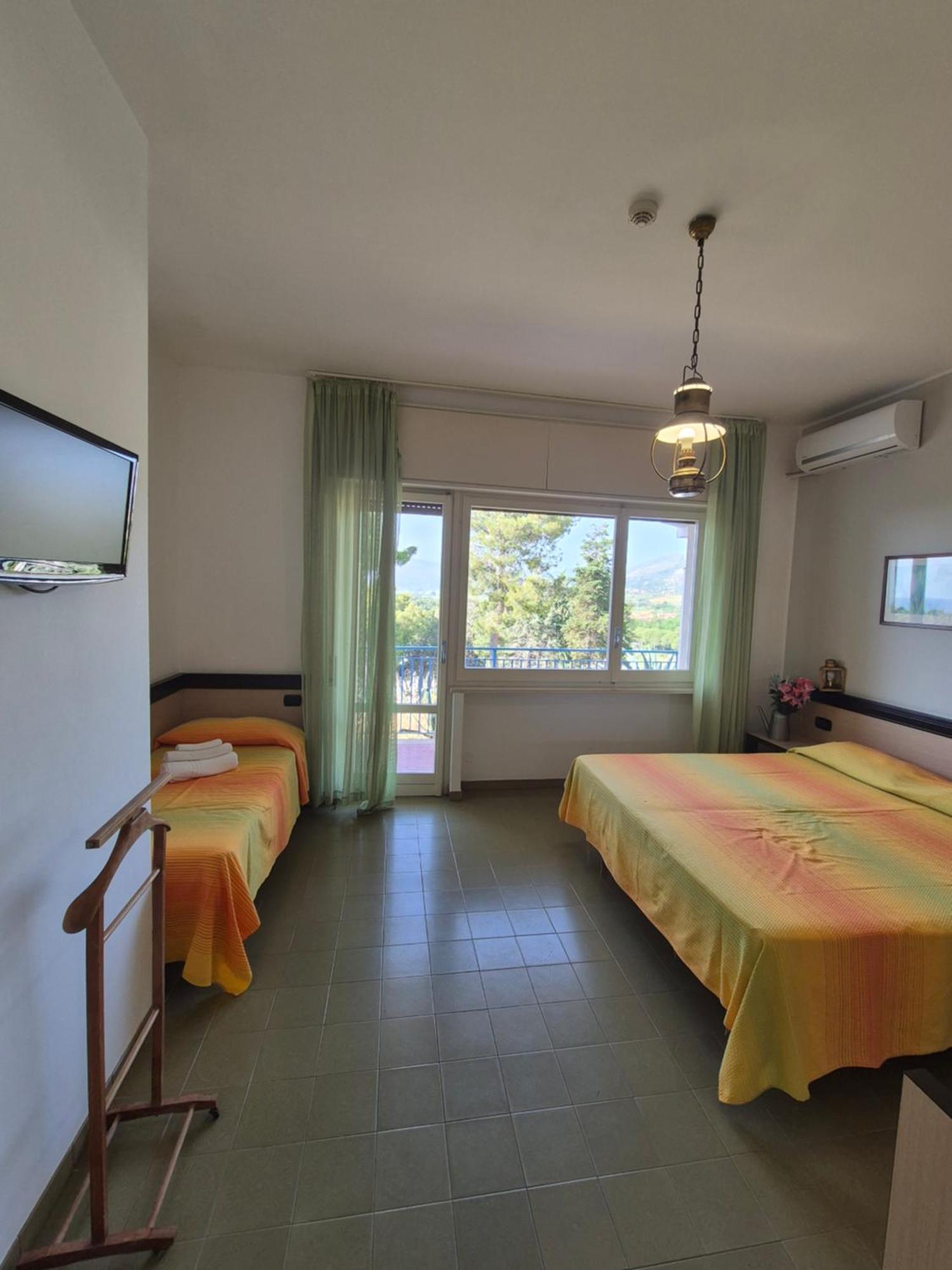 דיאמנטה Hotel Guardacosta מראה חיצוני תמונה