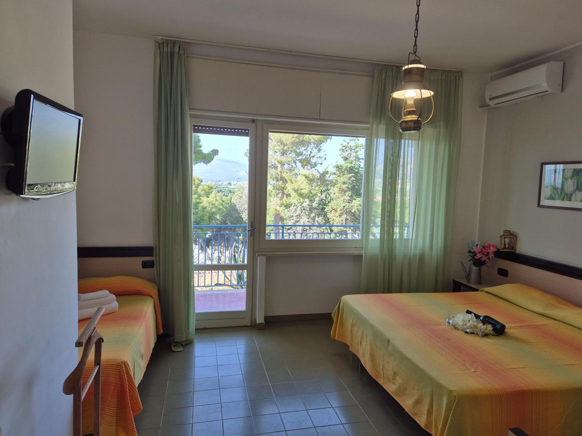 דיאמנטה Hotel Guardacosta מראה חיצוני תמונה